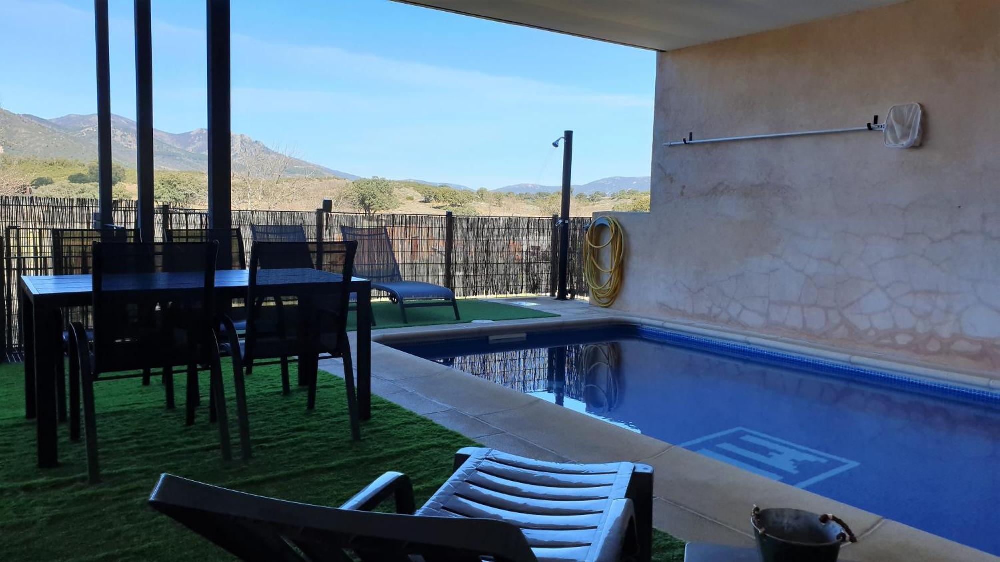 Casa Con Piscina En Parque Nacional De Cabaneros Navas de Estena Luaran gambar