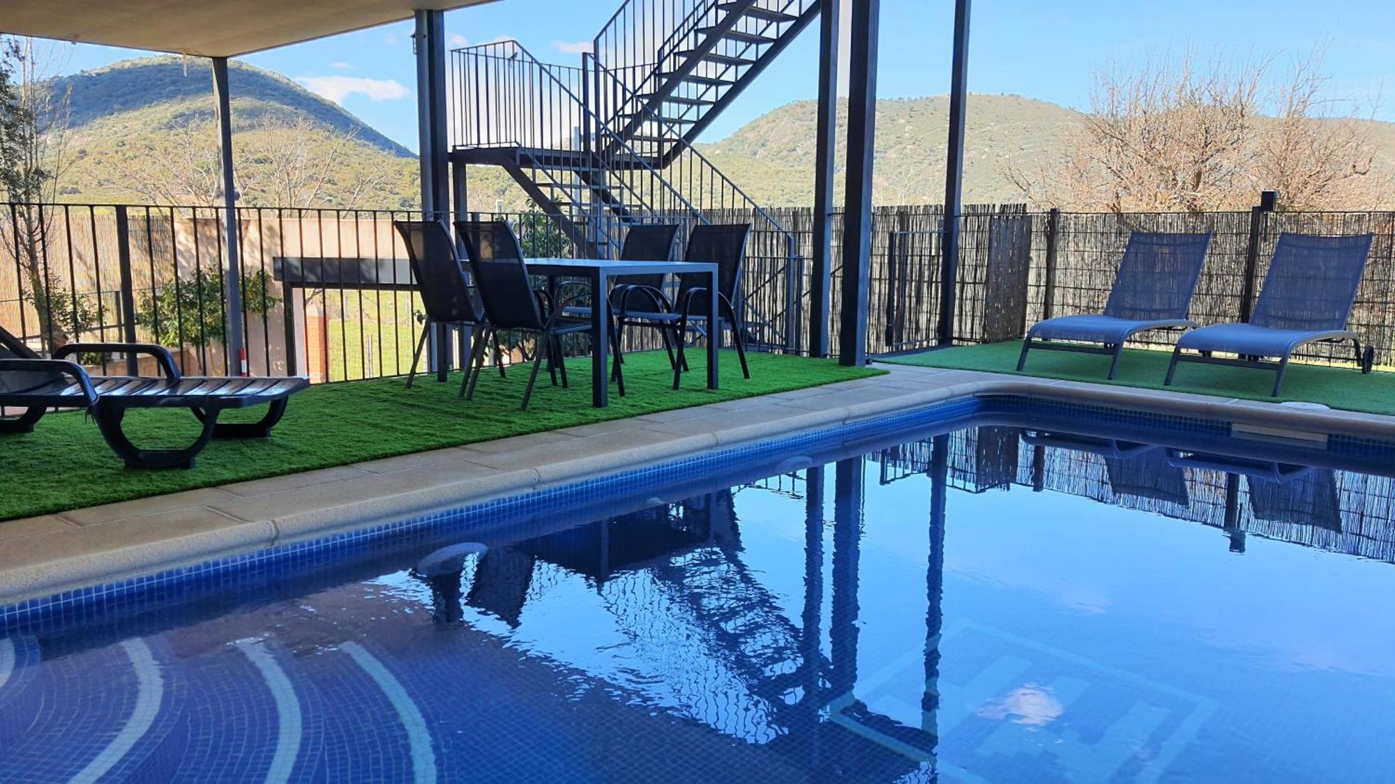 Casa Con Piscina En Parque Nacional De Cabaneros Navas de Estena Luaran gambar