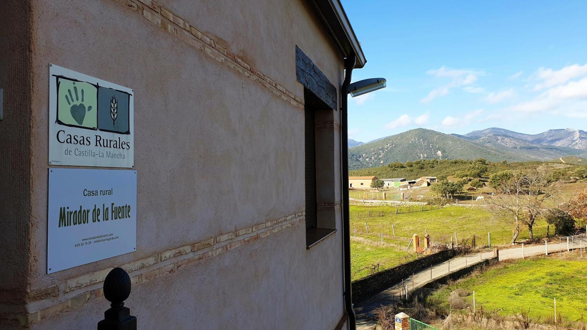 Casa Con Piscina En Parque Nacional De Cabaneros Navas de Estena Luaran gambar